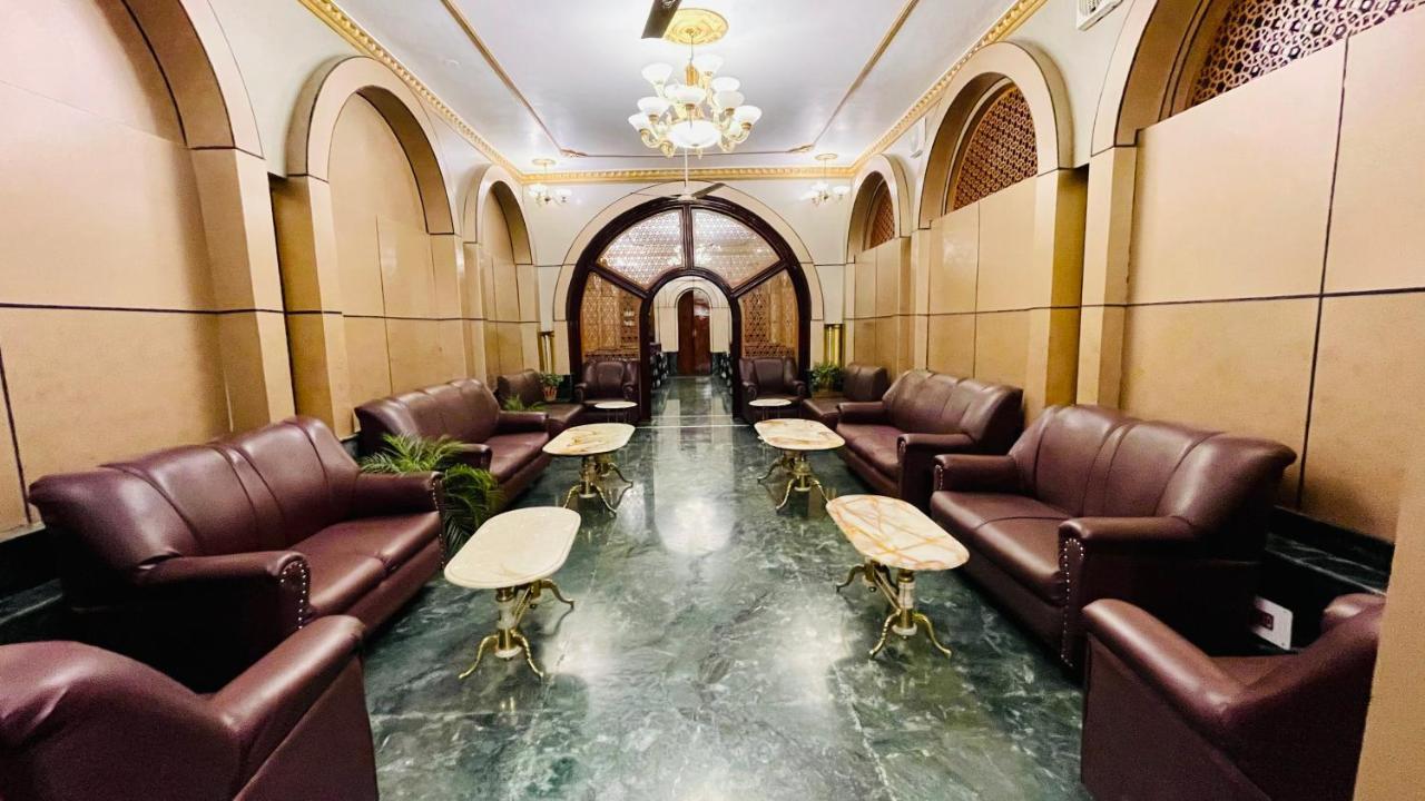 Hotel International Srinagar Exterior foto