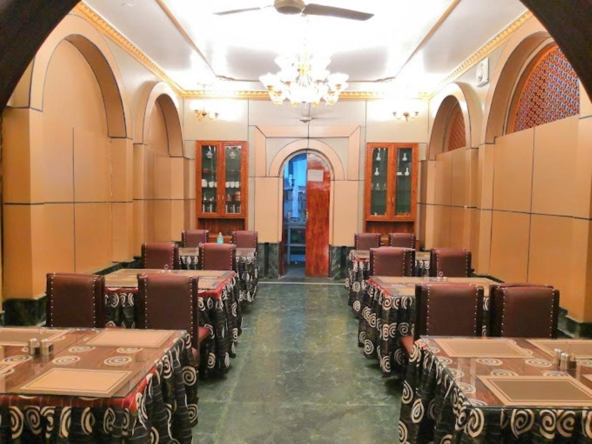 Hotel International Srinagar Exterior foto